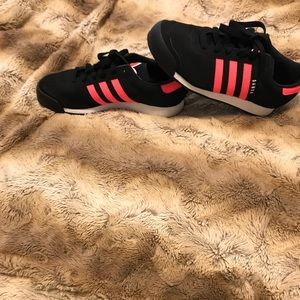 Adidas Samoa sneakers